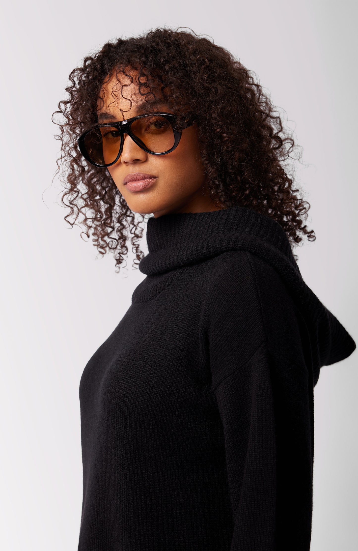 Kendal Cashmere Pullover Hoodie - Black