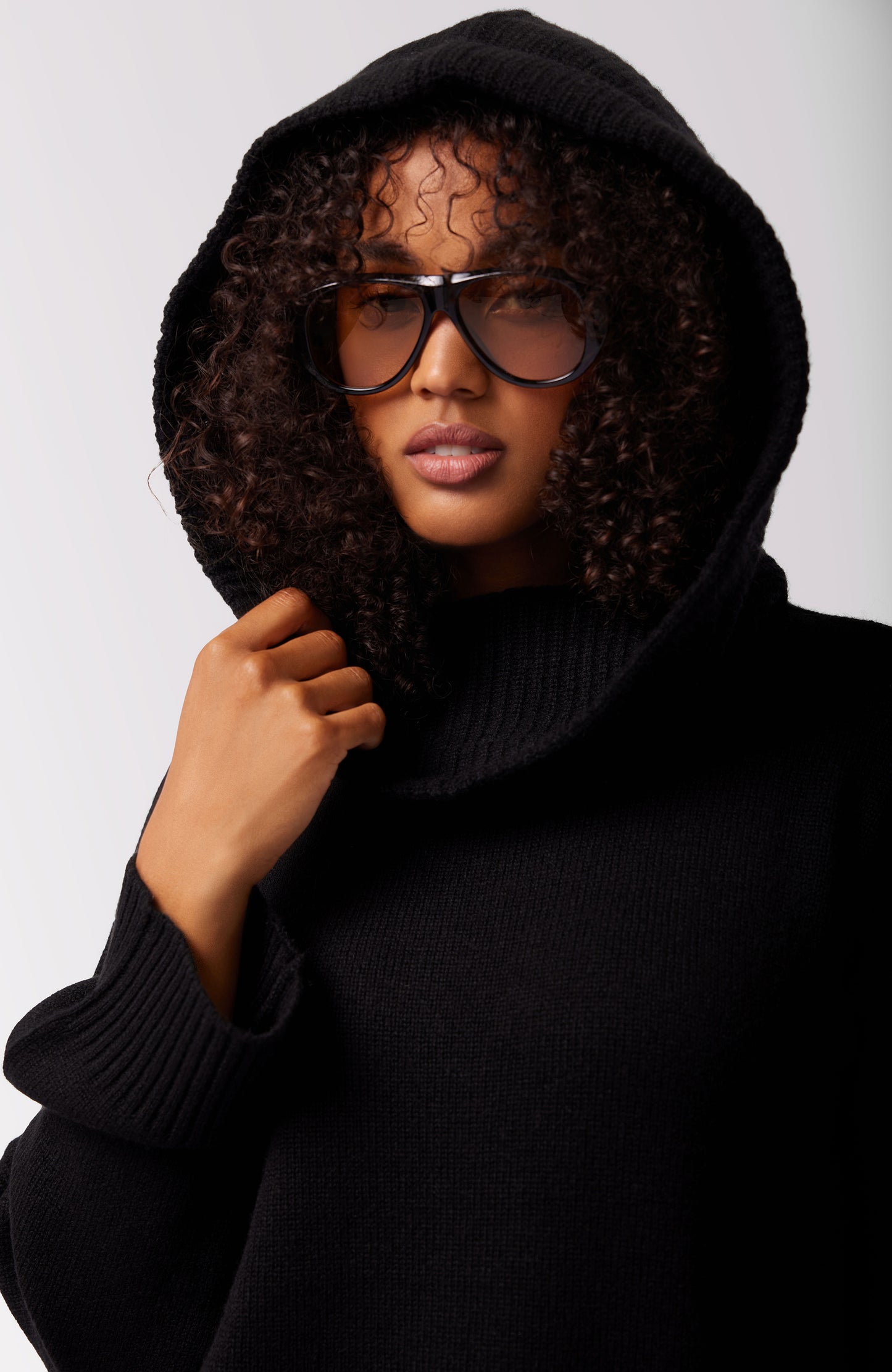 Kendal Cashmere Pullover Hoodie - Black