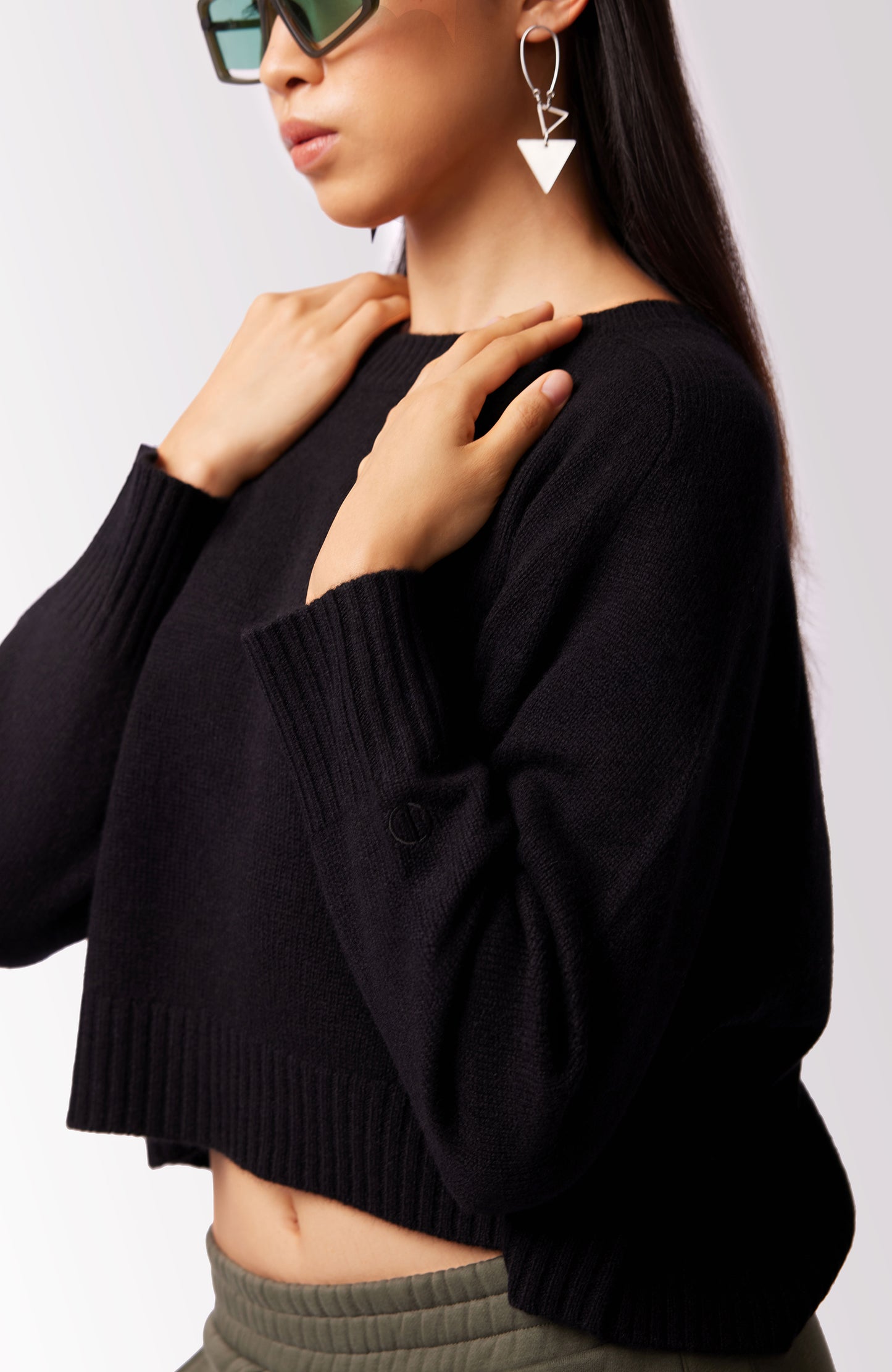 Amara Cashmere Long Sleeve Crop Top - Black