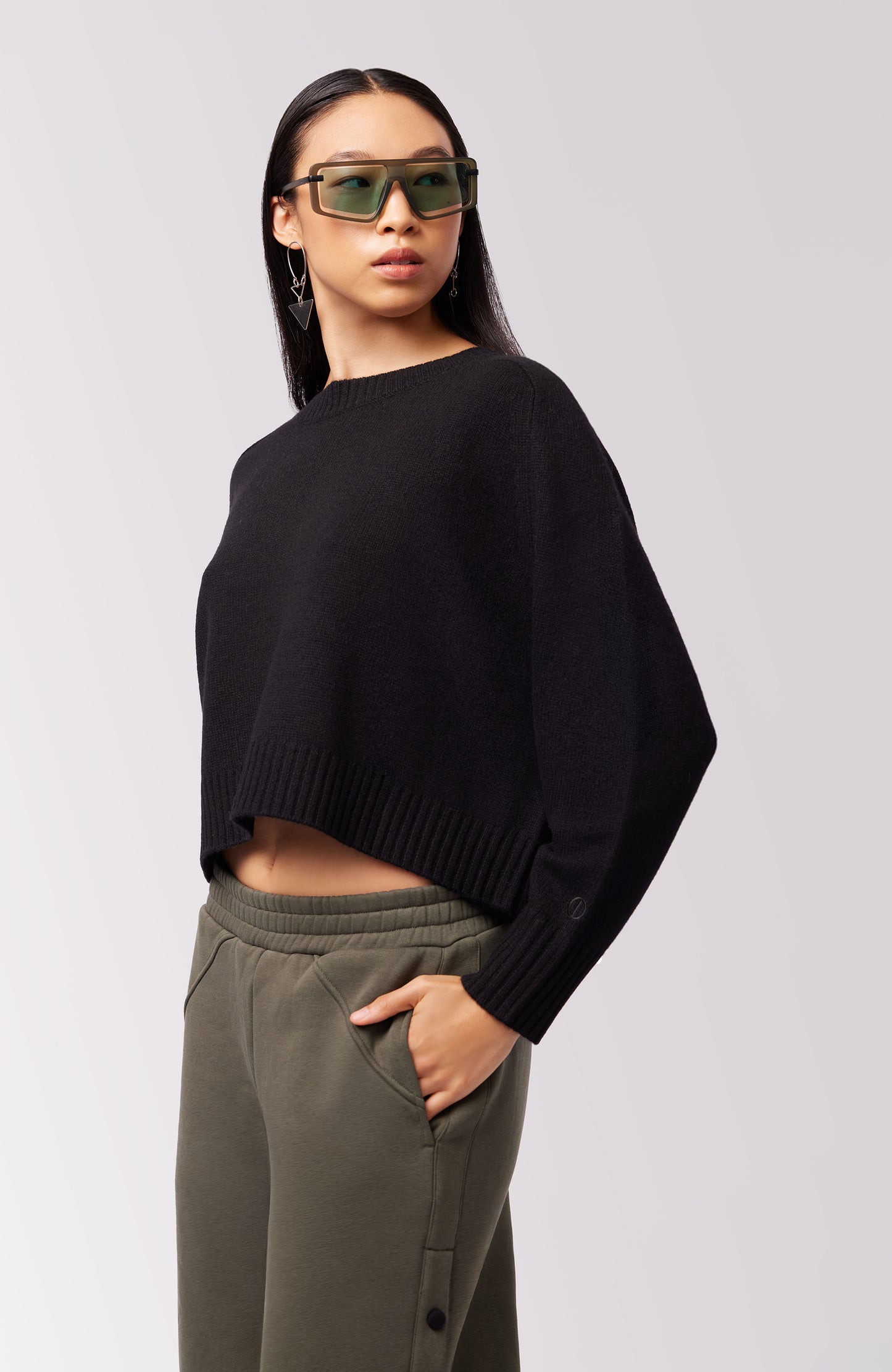 Amara Cashmere Long Sleeve Crop Top - Black