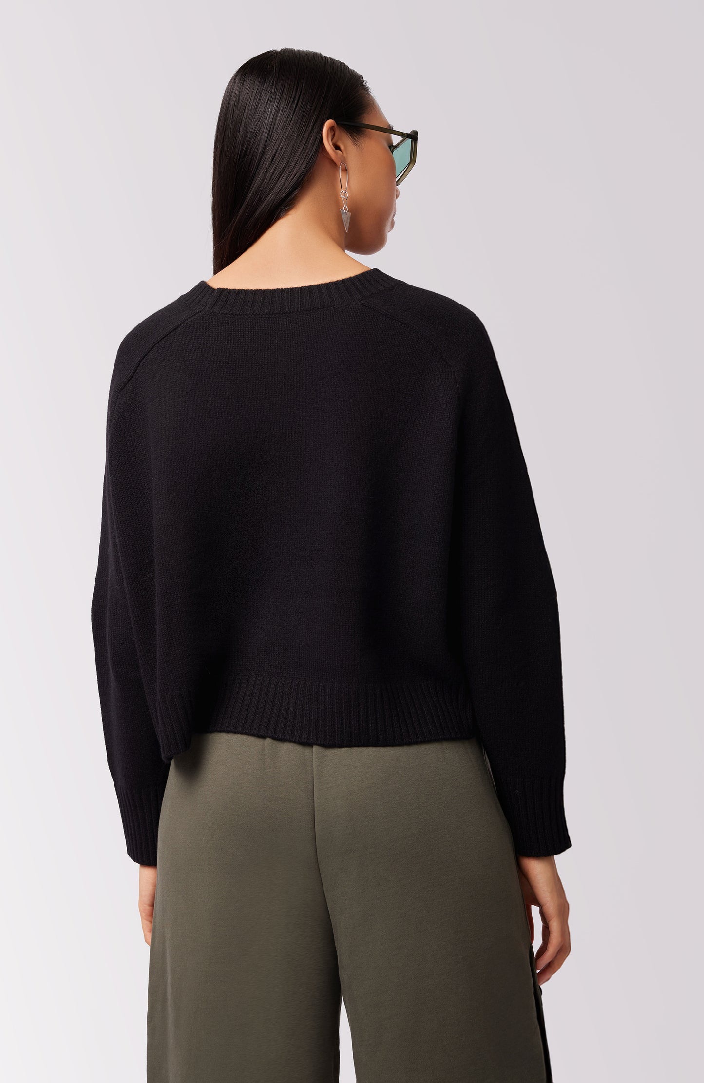 Amara Cashmere Long Sleeve Crop Top - Black