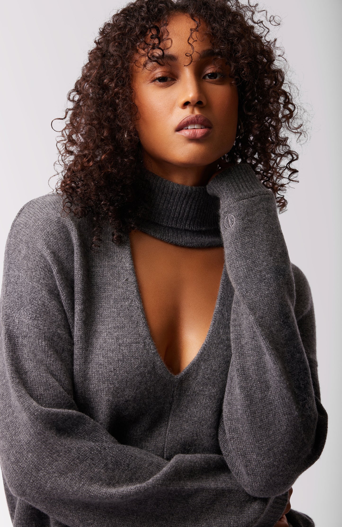 Chloe Cashmere Turtleneck - Thunder