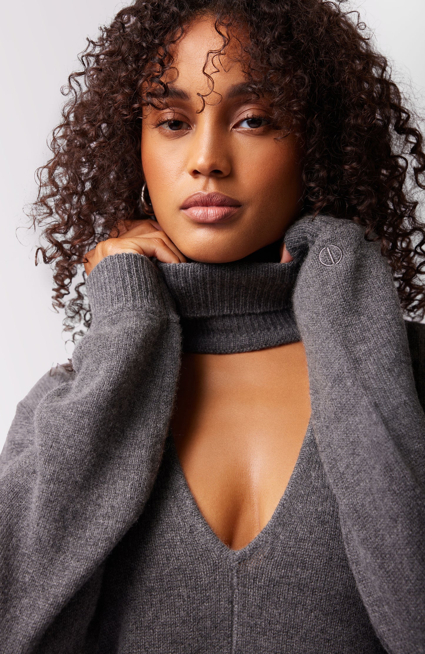 Chloe Cashmere Turtleneck - Thunder